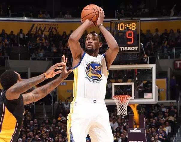 斯蒂亚诺 斯蒂亚诺