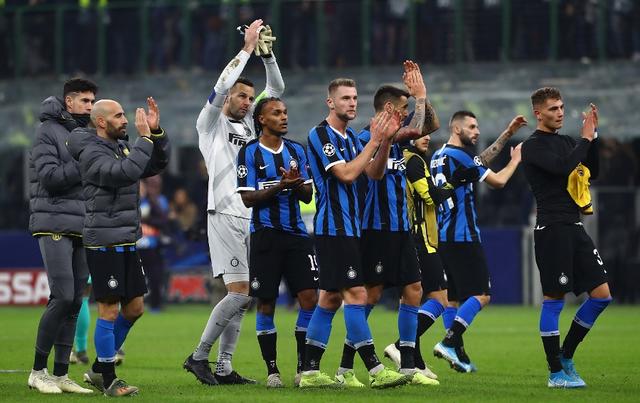 群伤还是目 群伤还是目